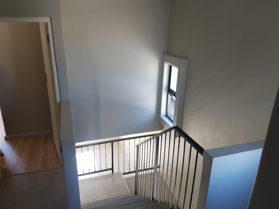 To Let 3 Bedroom Property for Rent in Parklands North Western Cape
